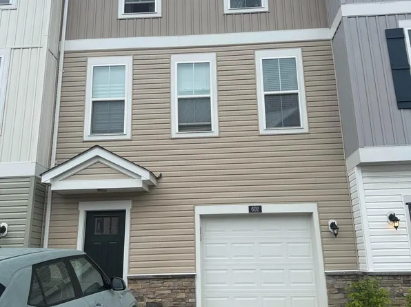 602 Cherryview Dr, Fredericksburg, VA 22405