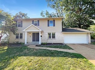 5509 Windford Dr, Saint Louis, MO 63129