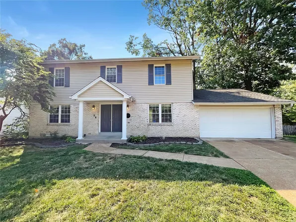 5509 Windford Dr, Saint Louis, MO 63129