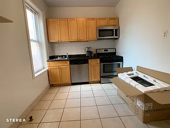 Rented by Sterea Agency