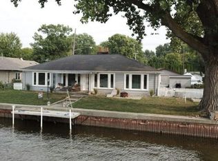 177 River Trail Dr, Bay City, MI 48706