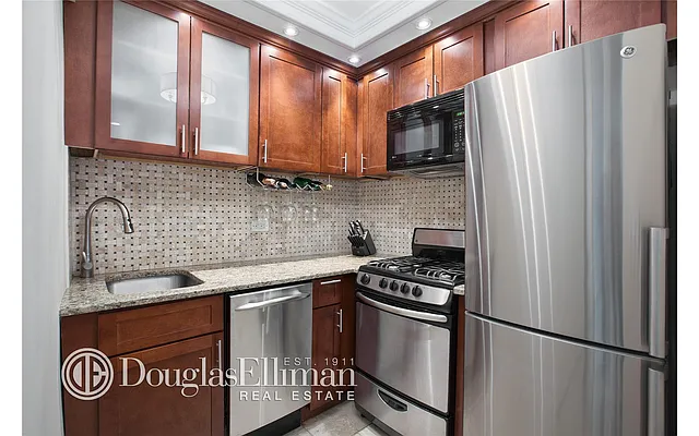 Sold by Douglas Elliman | media 3