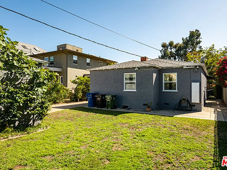 2468 Glencoe Ave — Photo 17