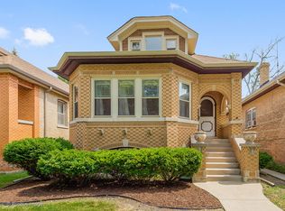 1905 Home Ave, Berwyn, IL 60402