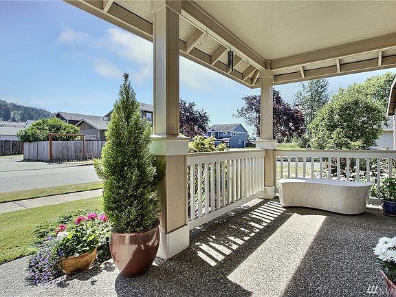 2nd image of 4604 152nd Avenue Ct E