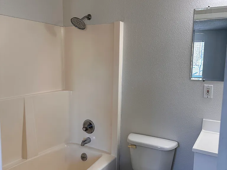 103 N Montgomery Ave #3 — Photo 9