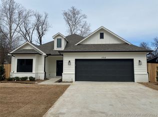 1715 E 57th Pl, Tulsa, OK 74105