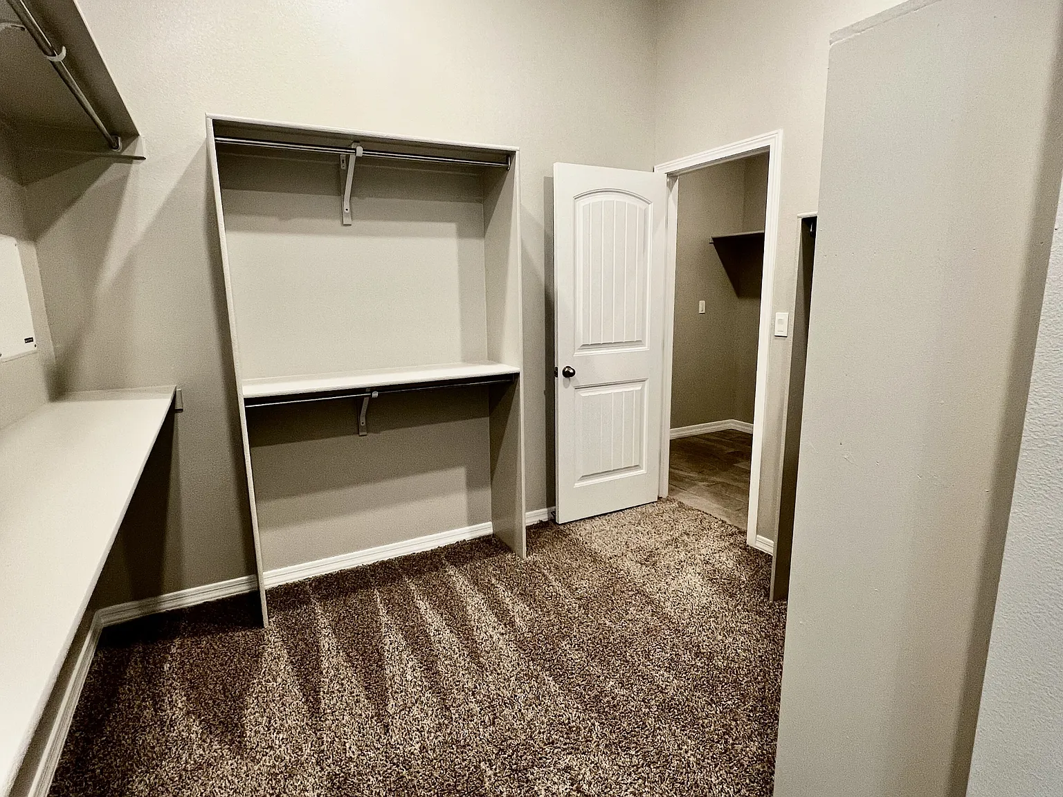 11365 Hidalgo - 1 — Photo 4