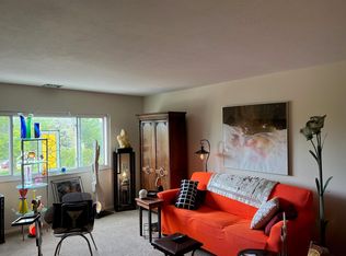 20333 Detroit Rd APT 306, Rocky River, OH 44116