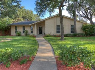 1302 Dogwood Trl, Lewisville, TX 75067