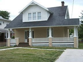 2nd image of 1211 Rugby Blvd NW