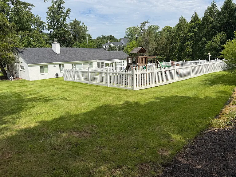 10001 Counselman Rd — Photo 15