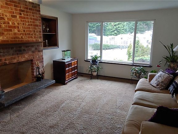 4th image of 12918 122nd Avenue Ct E