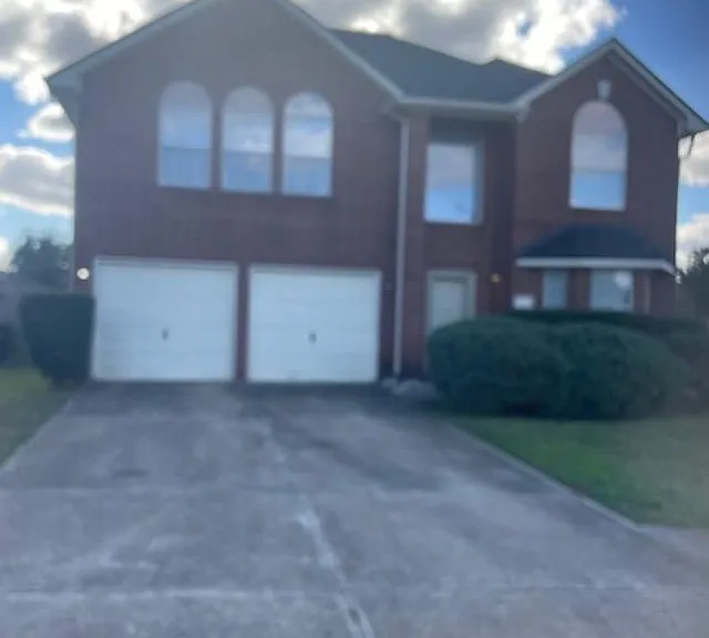 2219 Beacon Light Ln — Photo 1