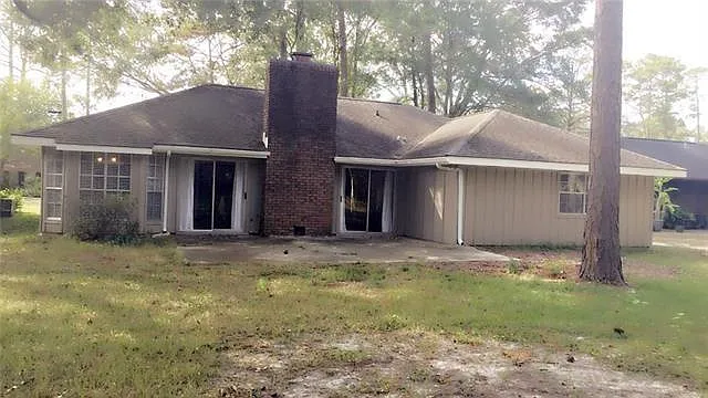 4 bed, 2.0 bath, 1900 sqft, $2,000 — Photo 3