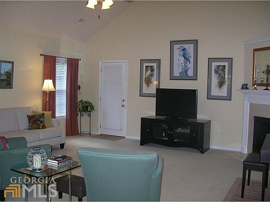 3rd image of 3428 Salem Cove Trl SE