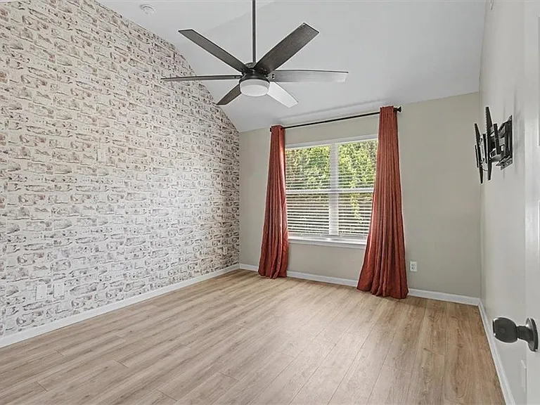 8757 Danley Dr — Photo 24