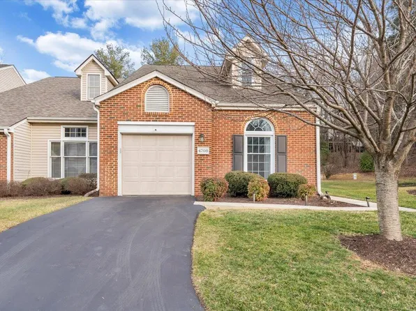 4708 Wembley Pl SW, Roanoke, VA 24018