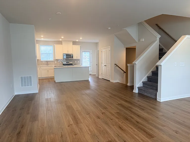 15 Shamrock Cir — Photo 6
