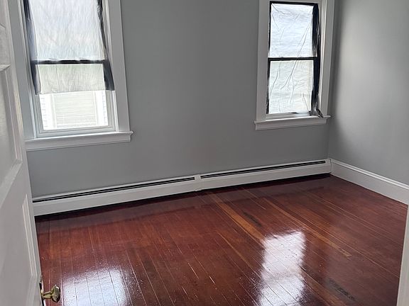 3rd image of 34-36 Toronto Ave #2