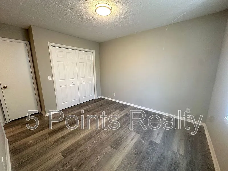 1 bed, 1.0 bath, 700 sqft, $1,100 — Photo 3