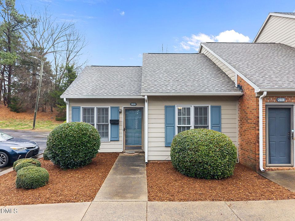 1st image of 2610 Hitchcock Dr