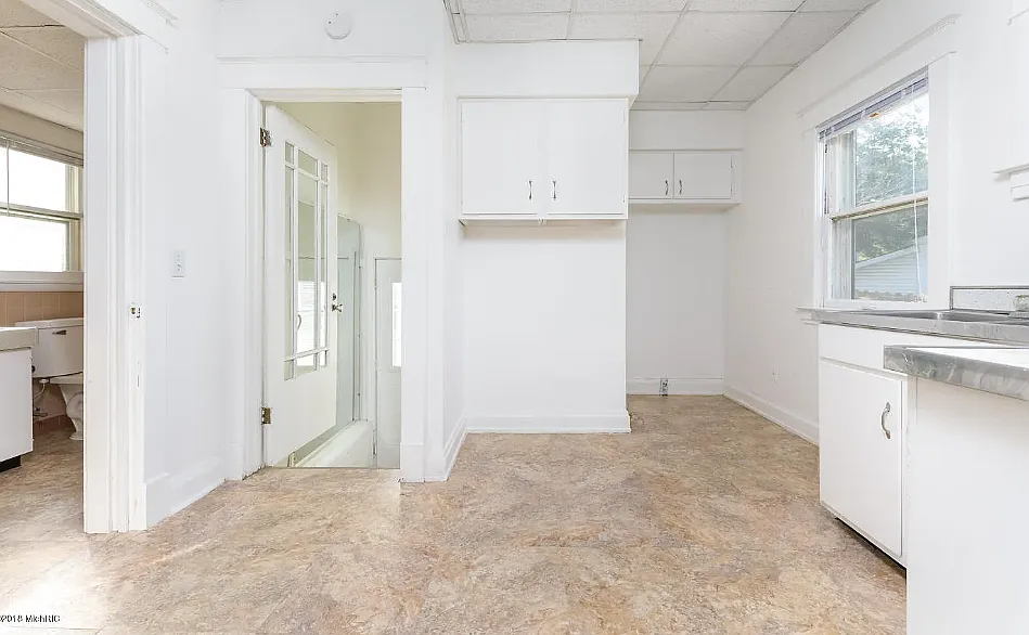 3 bed, 1603 sqft, $1,650 — Photo 4
