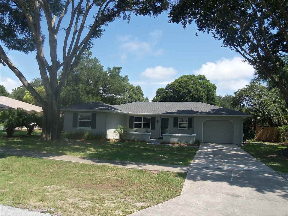 1st image of 478 Campina St