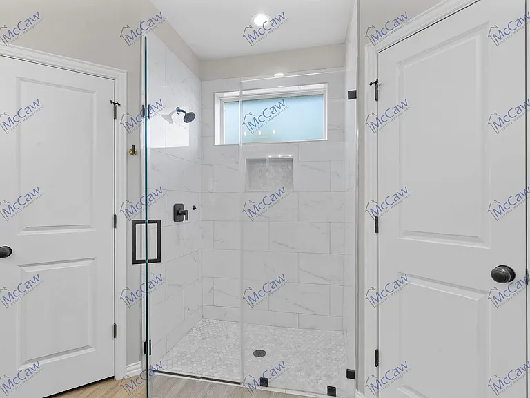 2524 Creek Dr — Photo 15