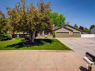 3410 E Brenan Dr, Nampa, ID 83686