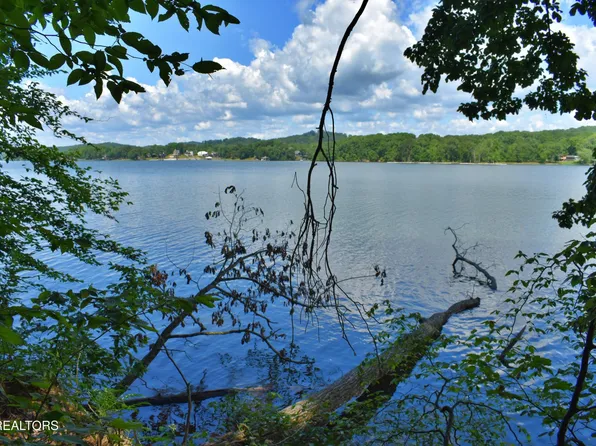 3 Kirkham Dr, Rockwood, TN 37854