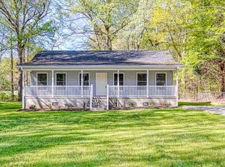 22 Chestnut St, Woodruff, SC 29388