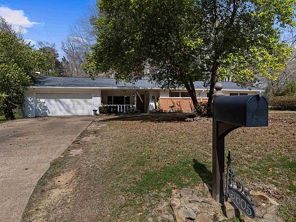 3rd image of 3605 Indian Springs Rd