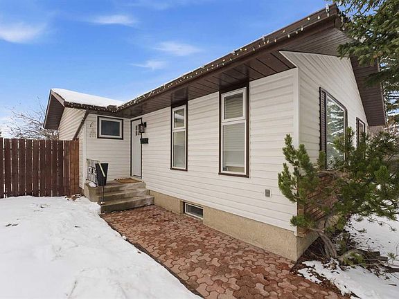 3rd image of 8119 S Ranchview Dr NW