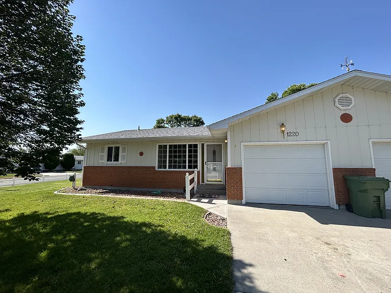 1218 Galway Dr #1220 — Photo 1