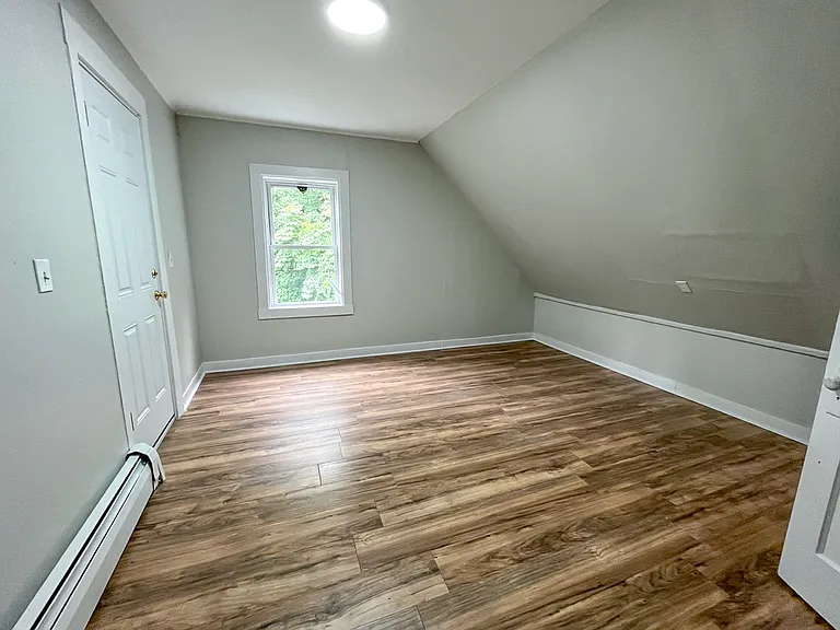 817 State St #3 — Photo 12