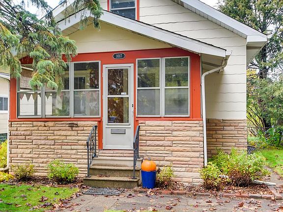 2nd image of 1017 Englewood Ave
