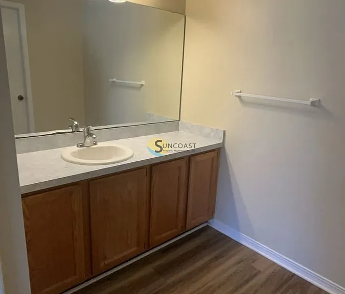 8702 Bandera Cir S — Photo 21