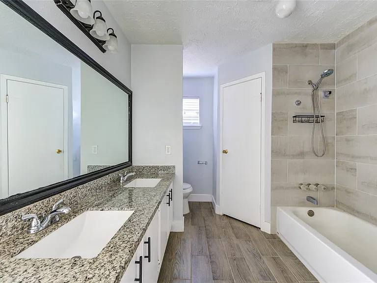 7506 Stone Pine Ln — Photo 13