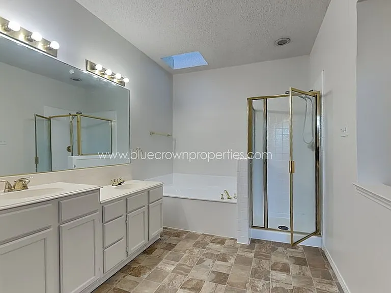 1409 Post Oak Dr — Photo 10