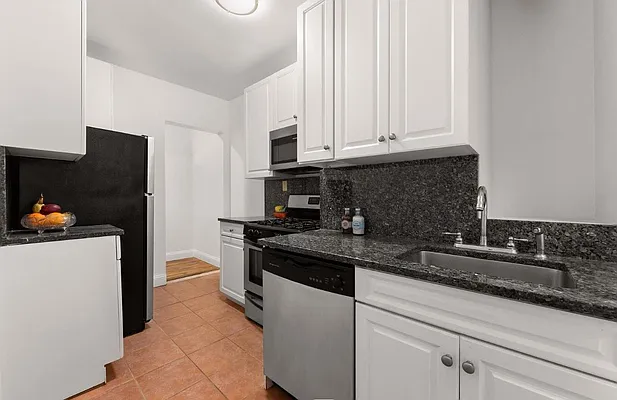 Rented by Douglas Elliman | media 3