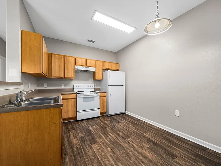 Maple Village Apartments — Photo 87