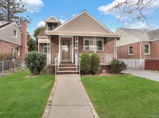 21827 130th Ave, Springfield Gardens, NY 11413