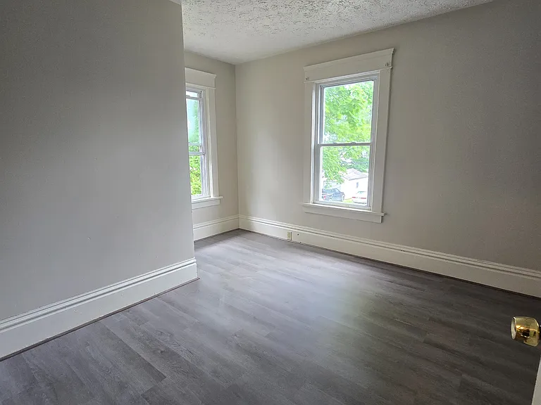 260 W Harrison St — Photo 11