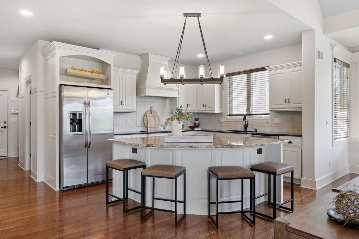 next background image