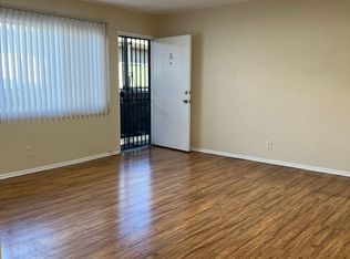 1415 E Alondra Blvd #R, Compton, CA 90221