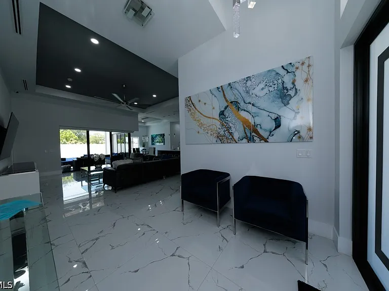 4024 Chiquita Blvd S — Photo 2