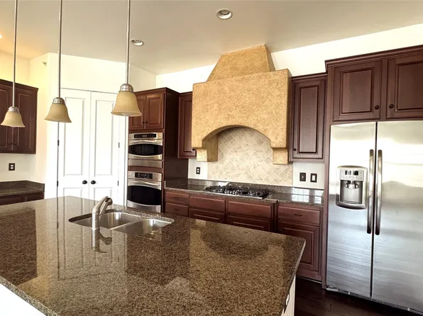 555 Via Amalfi APT 405, Irving, TX 75039