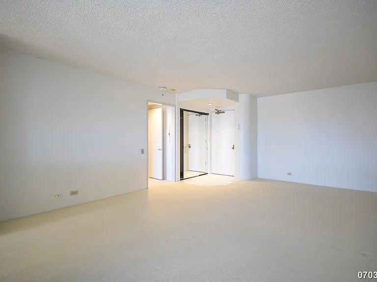 1212 Nuuanu Ave #3903 — Photo 6
