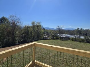75 Shirleys Ln, Canton, NC 28716